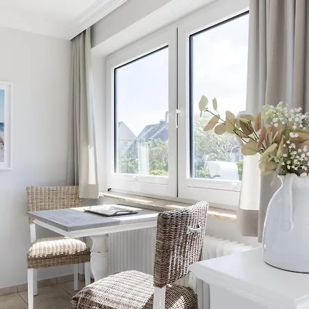 Haus Weissenburg, Whg Eg West Apartmán